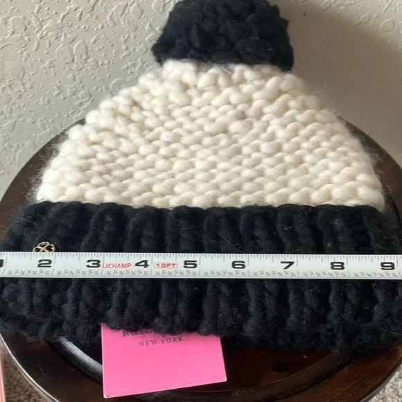 Kate Spade: NWT Black & White Knit Colorblock Beanie- Hat- 100% Wool- One Size
